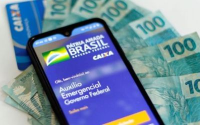 Governo antecipa calendário do Auxílio Brasil