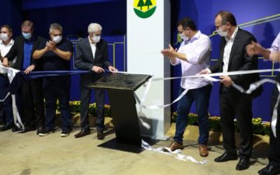 Governador destaca força do agronegócio e cooperativismo em inauguração da nova fábrica da Cooperalfa