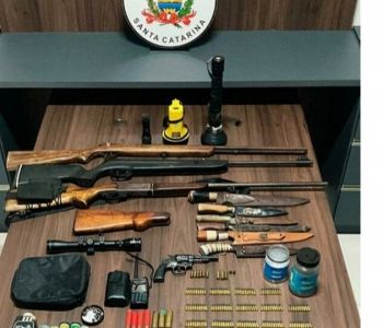 Abordagem da PM resulta na prisão de armas de fogo em Irani