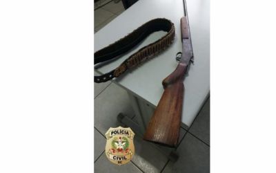  Polícia prende homem e localiza arma na casa do investigado por agredir mulher