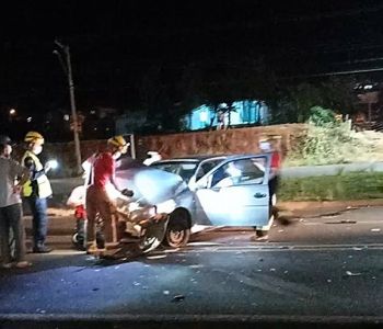  Colisão entre carro e ônibus deixa um ferido em Ponte Serrada