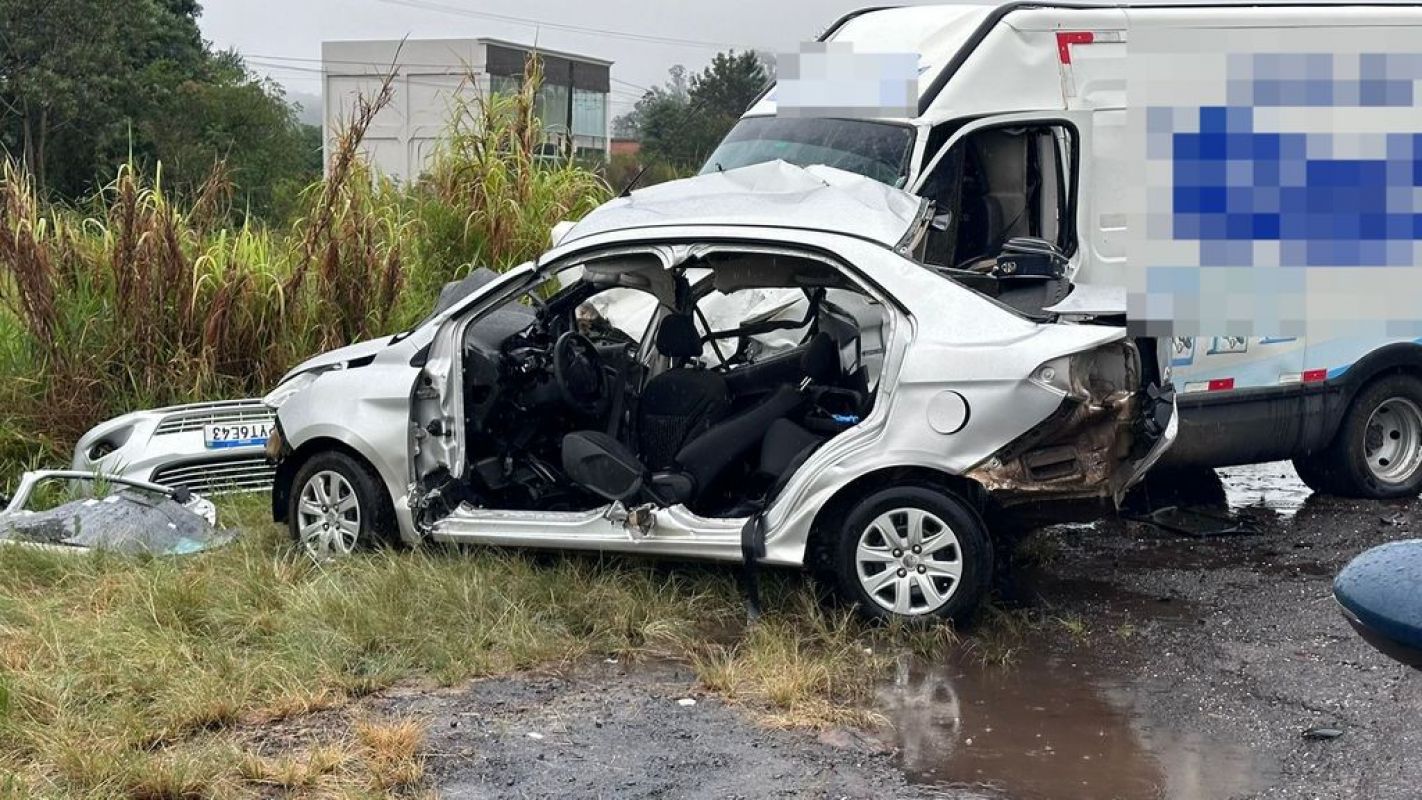 Confirmadas duas mortes em grave acidente na BR-282, em Joaçaba