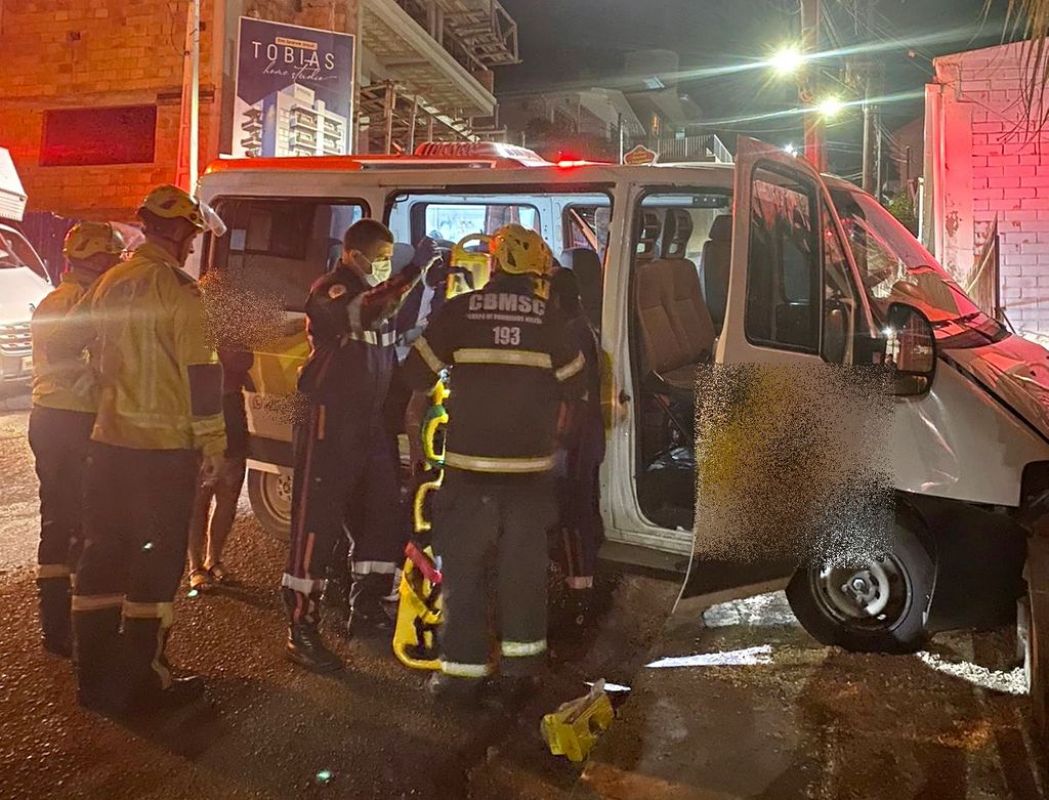 Acidente envolvendo van em Joaçaba
