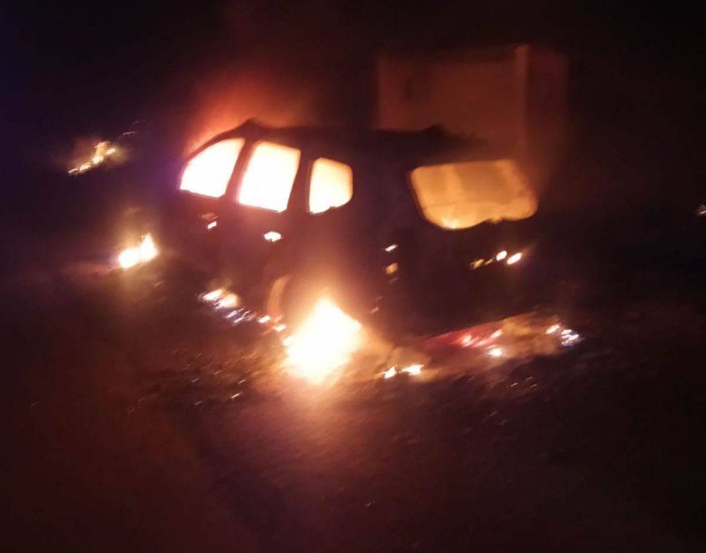Dono de veículo sofre queimaduras ao ter carro destruído por incêndio