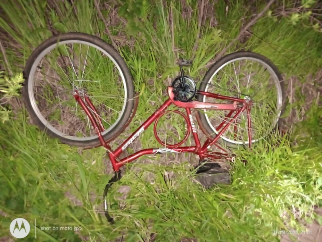 Ciclista e motociclista ficam feridos após colisão no Oeste de SC