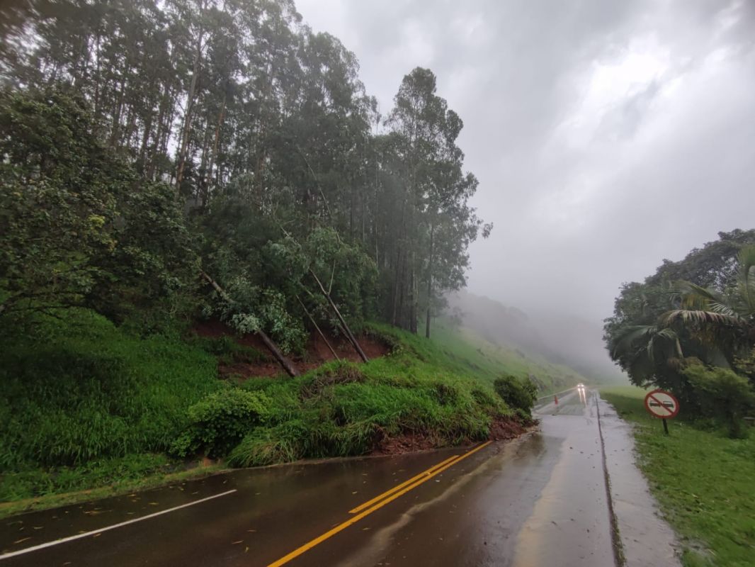 Municípios do Oeste registram danos após grandes volumes de chuva